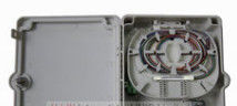 Light Weight Fiber Optic Distribution Box 8 Cores With Cable Gland 6 - 11mm