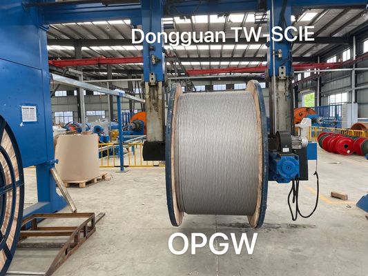 GYXTW Outdoor Fiber Optic Cable For Local Area Network System SM PE Outer Sheath
